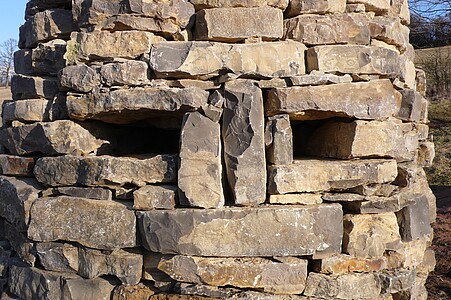 Le deuxième chorten est en calcaire du Muschelkalk supérieur.