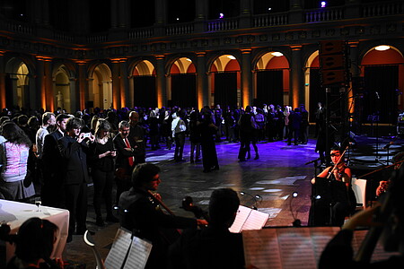 Côté musique, des membres de l'Orchestre universitaire de Strasbourg ont ouvert le bal.
