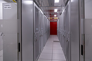 Le data-centre de l'Université de Strasbourg rassemble 120 baies informatiques sur 450 m2 de surface utile.